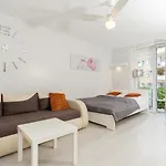 Jantar Drzymaly Apartment *